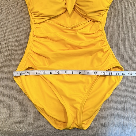 Kate Spade yellow one piece cut out bandeau top Swimsuit Size Large - Picture 11 of 12